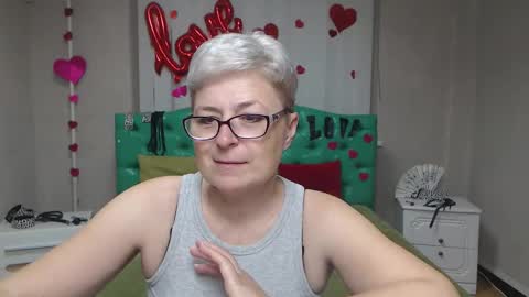 EmiliaGree online show from 10/19/25, 05:08