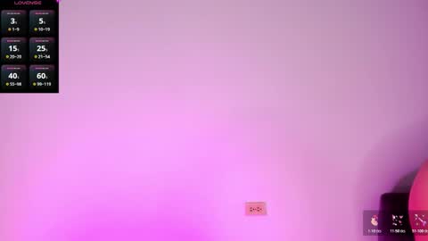 emiliana_bloomm online show from 10/20/25, 09:21