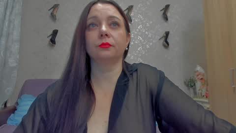 Emiliana online show from 12/07/24, 08:33