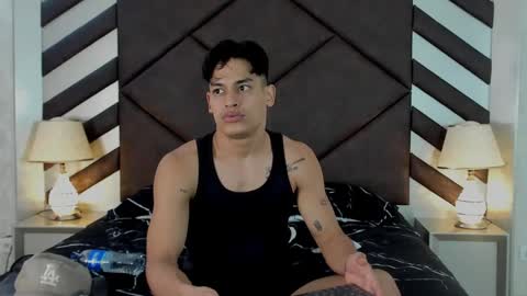 EmilianoBrl online show from 02/19/25, 07:05