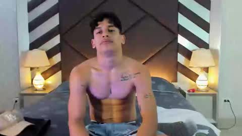 EmilianoBrl online show from 03/01/25, 02:44