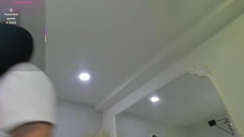 Snapshot of emiliarose_ chatting on 03/01/26, 12:18 EmiliaRose online show from 03/01/26, 12:18