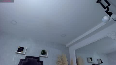 Snapshot of emiliarose_ chatting on 03/09/26, 09:30 EmiliaRose online show from 03/09/26, 09:30