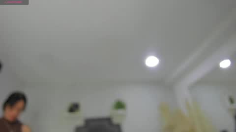 Snapshot of emiliarose_ chatting on 04/02/26, 09:01 EmiliaRose online show from 04/02/26, 09:01