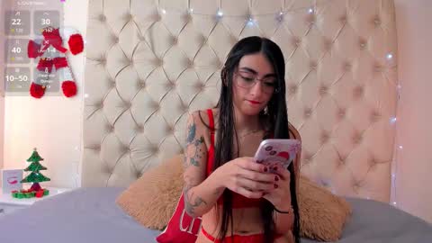 emilieandblake online show from 12/16/25, 04:56