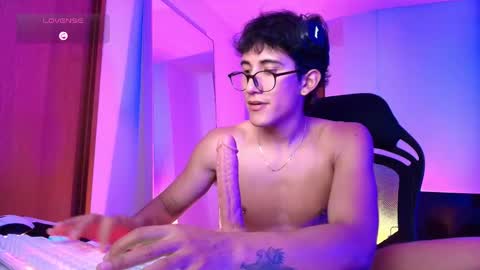 Snapshot of emilio_rivs chatting on 01/15/26, 01:32 emilio_rivs online show from 01/15/26, 01:32