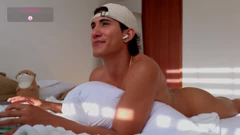Snapshot of emilio_rivs chatting on 02/21/26, 10:00 emilio_rivs online show from 02/21/26, 10:00