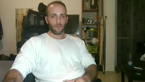 EmilioZem8 online show from 12/06/24, 03:33