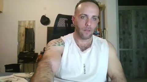 EmilioZem8 online show from 12/27/24, 08:24