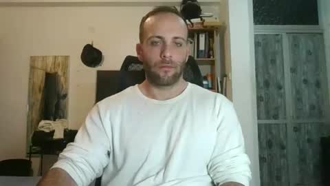 EmilioZem8 online show from 01/03/25, 07:16