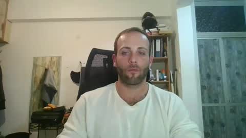 EmilioZem8 online show from 01/31/25, 05:53
