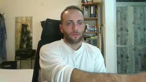 EmilioZem8 online show from 02/21/25, 09:13