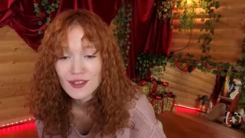 Snapshot of emiliyafox chatting on 12/14/25, 03:28 Emi online show from 12/14/25, 03:28