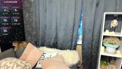 Emiliya online show from 01/28/25, 02:11