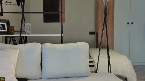 Emiljanna online show from 11/05/25, 02:44