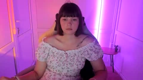 Emmi online show from 07/15/26, 06:07