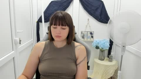 Emmi online show from 07/28/26, 06:09