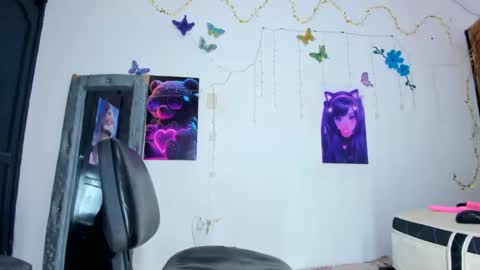 emily online show from 01/20/25, 08:18