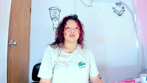 Snapshot of emilly_coper18 chatting on 02/28/26, 02:07 emily online show from 02/28/26, 02:07