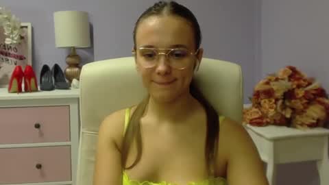 Emilly online show from 12/05/24, 07:49