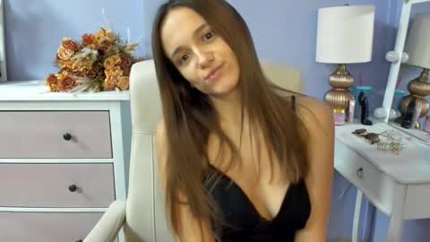 Emilly online show from 02/25/26, 07:29