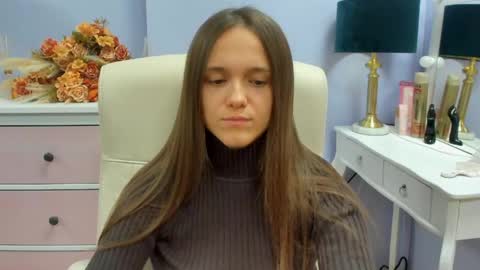 Emilly online show from 05/14/26, 07:26