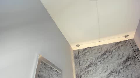 Snapshot of emilly_mell chatting on 10/31/25, 11:22 emilly_mell online show from 10/31/25, 11:22