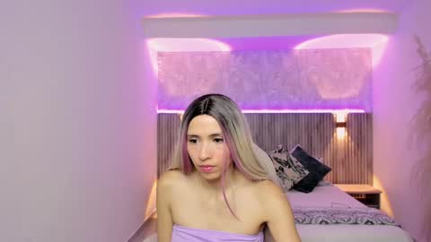 Emily online show from 12/05/24, 04:09