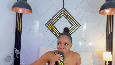 Emilly online show from 11/19/25, 12:05