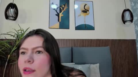 Snapshot of emillyharper_ chatting on 09/19/25, 03:52 emillyharper_ online show from 09/19/25, 03:52