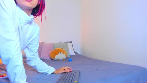 emilly online show from 02/05/25, 06:46