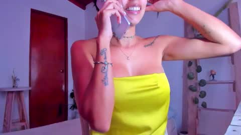 emilly online show from 02/02/26, 02:05