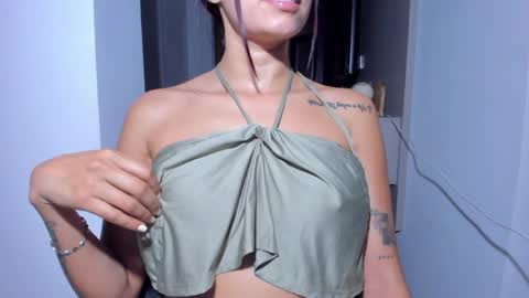 emilly online show from 05/25/26, 07:47
