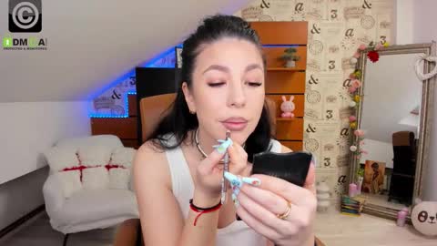 Snapshot of emillytaylor chatting on 03/19/26, 04:38 EmillyTaylor online show from 03/19/26, 04:38