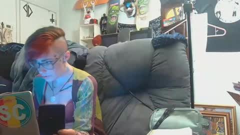 Emily Love online show from 09/25/25, 05:44