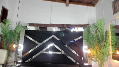 Snapshot of emily18__ chatting on 12/04/25, 10:46 Emily online show from 12/04/25, 10:46