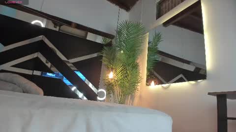 Snapshot of emily18__ chatting on 07/21/26, 10:39 Emily online show from 07/21/26, 10:39