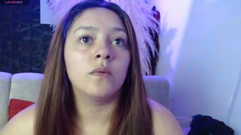 Snapshot of emily308876 chatting on 06/19/26, 03:05 emily308876 online show from 06/19/26, 03:05