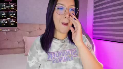 Emily online show from 10/03/25, 05:15