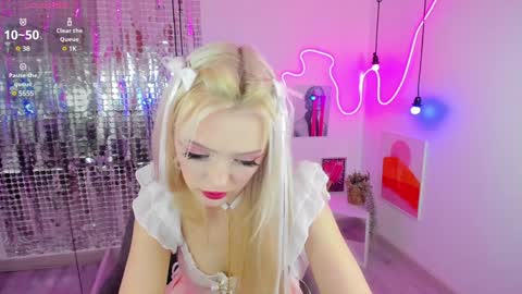 Emily online show from 01/25/25, 05:51