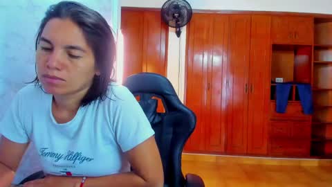 Snapshot of emily_and_soffy chatting on 06/05/26, 12:33 Emily and Soffy online show from 06/05/26, 12:33