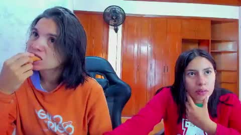 Snapshot of emily_and_soffy chatting on 06/12/26, 12:15 Emily and Soffy online show from 06/12/26, 12:15