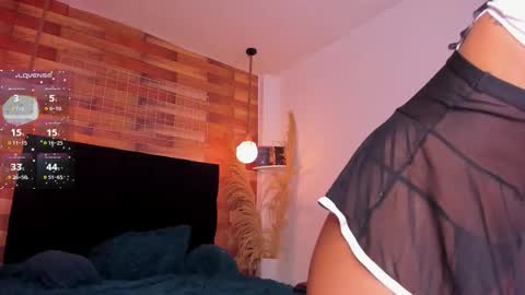 emily_brown04 online show from 09/14/25, 11:20