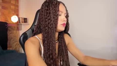 emily_brown04 online show from 10/09/25, 11:19