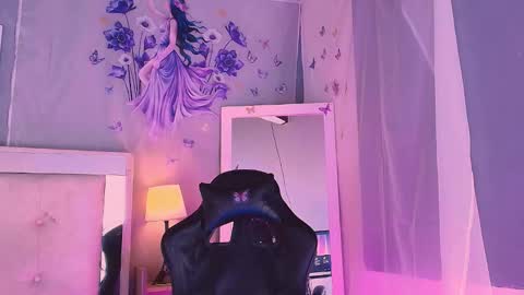 emily_castillo1_ online show from 03/08/26, 04:27