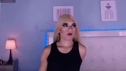 emily_castillo_1 online show from 09/10/25, 04:23