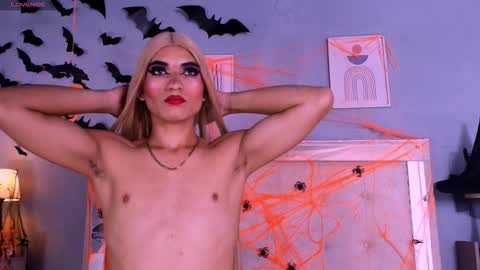 emily_castillo_1 online show from 10/25/25, 05:15