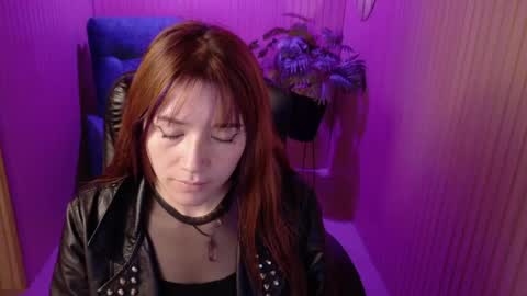 Snapshot of emily_cherry_ chatting on 04/13/26, 02:44 Emily Cherry online show from 04/13/26, 02:44
