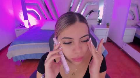 Emily online show from 09/26/25, 11:47