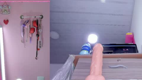emily_foxxxi online show from 05/16/26, 11:14